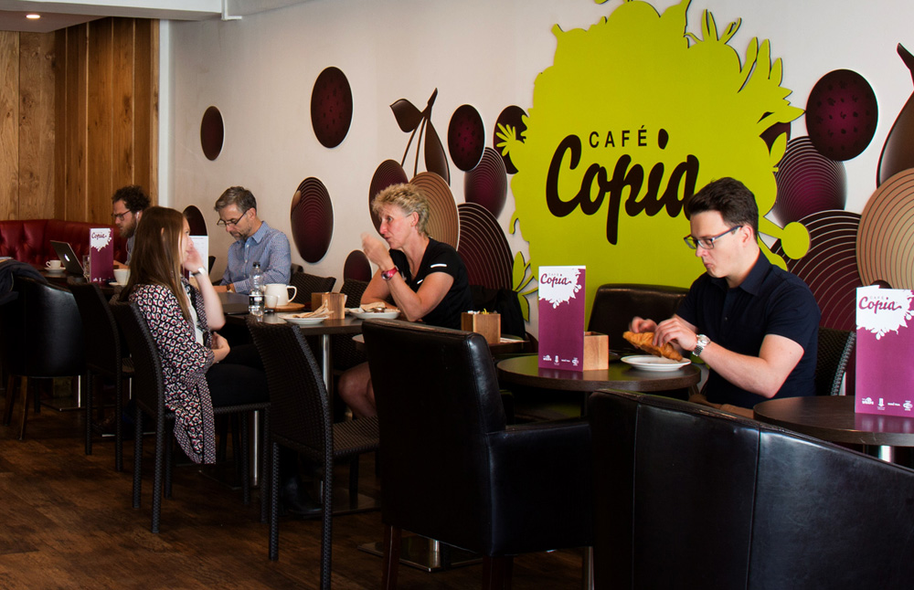 Copia